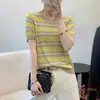 Blusa de tricô feminina estilo coreano com blocos de cor listrados, gola redonda, manga curta, nova, versátil, justa, fina para o verão, camiseta