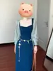 Vestido Azul Francês de Alças Feminino Verão 2025 Novo Estilo Férias na Praia Temperamento Slim Fit Cintura Marcada Vestido Longo
