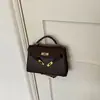 Bolso Kelly Vintage para Mujer 2024 Nuevo Modelo Bolso de Hombro Simple de Moda Bolso de Mano con Textura Única Bolso Cruzado