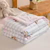 Colcha Fresca de Verano para Niños, Colcha para Bebé con Sensación Refrescante, Seda de Hielo, Suave y Transpirable para el Verano, Colcha para Bebés de Guardería con Aire Acondicionado, Estilo Delgado