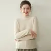 26 Nueva colección Otoño/Invierno: cuello semialto, capa base de punto acanalado, suéter de cachemira, corte holgado, efecto adelgazante, top interior para mujer