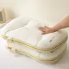 Almohada Protectora de Cuello Tejida Tipo Nube para Comercio Exterior Transfronterizo, para Uso en Casa, Lavable, Núcleo de Almohada de Terciopelo de Plumas Particionado, Núcleo de Almohada para Dormir en Hotel