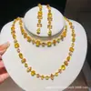 ¡Precioso y deslumbrante! Collar con colgante de flor de circón y gota de agua, cadena para la clavícula estilo corte vintage, joyería de lujo ligero y sensación de alta gama