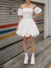 Vestido de novia ligero estilo coreano con diseño sin tirantes, mangas abullonadas sencillas, tela de tafetán, adecuado para fotografía de viajes al aire libre, temática de bosque, ultra etéreo, para compromiso y registro, con una falda voluminosa