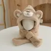 Chapéu infantil, cachecol, um lindo urso de pelúcia, boné de proteção para orelhas de bebê, outono e inverno 2024
