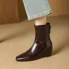 Botines de punta cuadrada y tacón bajo, nuevo modelo 2026, suela blanda, cómodos, con aumento de altura interno, botas de ajuste ceñido, versátiles para el uso diario, con cremallera trasera, botas de equitación