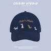 Gorra de béisbol bordada con letra de cachorro estilo coreano para mujer, adecuada para salidas de primavera y verano, con visera ancha para protección solar y sombra facial, versátil para estudiantes de primaria