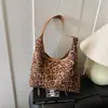 Bolsa Retrô Estampa de Leopardo Transfronteiriça para Mulheres 2025 Nova Moda Versátil de Alta Qualidade Ombro Único Axila Casual para o Dia a Dia Bolsa Tote