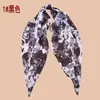 Nuevo verano Moda europea y americana Estampado digital Camuflaje Bufanda triangular Estampado Bufanda para el cabello Joker Algodón y lino Diamante Venta al por mayor