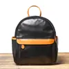 2025 Estilo Quente Estilo Japonês e Coreano Mochila Pequena Feminina da Moda Versátil Fashionable Mochila Pequena de Couro Genuíno Leve Casual Bolsa de Viagem