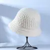 Sombreros de Pescador de Alta Gama para Mujer de Otoño e Invierno, Nuevos Sombreros de Punto Cálidos de Color Sólido que Hacen que el Rostro Parezca Más Pequeño, Venta al por Mayor desde el Fabricante