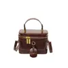 Viaje al Trabajo, Llevando un Bolso Cuadrado Pequeño, Bolso de Hombro Simple de Moda Estilo Coreano para Mujer, Nuevo Bolso Cruzado de Nicho Primavera 2026