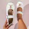 Zapatos planos de primavera versátiles de punta redonda con perlas, talla grande, estilo británico casual, nuevos zapatos pequeños de cuero