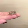 Anillo abierto estilo vintage con circonita de iris para mujer, diseño de nicho con un toque de alta gama, anillo exquisito y versátil para el dedo índice