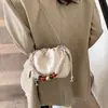Bolso de Mano con Patrón de Diamantes para Mujer 2026 Nuevo de Moda Versátil Bolso de Hombro de Gama Alta Bolso Cruzado Tipo Cubo