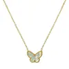 Nuevo collar con colgante de mariposa clavícula diseño de nicho japonés y coreano acero de titanio chapado en oro de 18 quilates femenino joyería de moda coreana