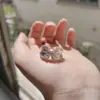 Anéis de Casamento Ajustáveis Luxuosos com Pontas Abertas para Casal com Diamantes Simulados para Homens e Mulheres