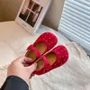 Zapatos de cuero para niña estilo coreano con tachuelas y estrellas, zapatos de princesa para niños, nuevo estilo primavera y otoño 2026, zapatos Mary Jane bajos para bebé niña