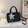 Bolsa de cesta de bolinhas, um design único para a temporada outono/inverno de 2026, uma bolsa tote de alta qualidade perfeita para o trabalho e para o trajeto