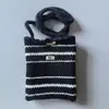 Bolsa de Teléfono Móvil Tejida para Mujer, Bolso de Invierno para Caminar Cruzado, Bolso de Lana Mini Rayado Retro Coreano Versátil de un Solo Hombro