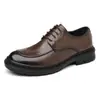 2025 Novo Outono Roupa Formal de Negócios Estilo Britânico Calçados Casuais Masculinos de Agarrar à Mão Noivo Casamento Dropshipping