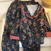 Pijama Feminino Estilo Retrô com Estampa de Urso Xadrez, Conjunto de Cardigan com Renda de Manga Longa e Calça Longa para Primavera e Outono, Roupa de Casa Casual