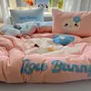 Juego de ropa de cama de Clase A de cuatro piezas, algodón puro lavado, nuevo diseño de dibujos animados 2025, sábana y funda de edredón, juego de tres piezas para dormitorio de estudiante 4