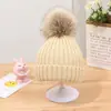 Chapéus Infantis Outono e Inverno Chapéus de Tricô com Pompons de Lã Chapéus Coreanos para Bebês Chapéus de Lã de Cor Pura para Meninos e Meninas Chapéus Quentes para Viagem