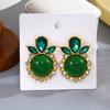 Pendientes de aguja de plata con diamantes, estilo retro europeo y americano, diseño simple, con un toque antiguo de medio color contrastante, geométricos y redondos.