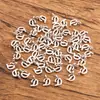 26 Colgantes Charms del Alfabeto Inglés Plata Antigua Venta al por Mayor DIY Aleación de Zinc Joyería Bolsos Accesorios para Teléfono Móvil
