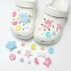 Zapatos con Agujeros Dibujos Animados TOY Labubu Accesorios Flores para Zapatos Hebillas Zapatos Lindos Accesorios DIY Decoración Hebillas de Zapatos