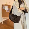 Moda 2026 Nova Bolsa de Bolinho Retro Versátil para Outono Bolsa de Axila Estilo Simples Versátil para o Dia a Dia Bolsa de Ombro Único Transversal
