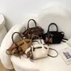 Bolso transfronterizo para mujer 2026 nueva moda retro para dama, bolso cruzado de cuero esmerilado, bolso de mano y bolsa de compras súper populares