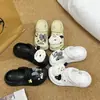 Lindo Donut Pochacco Lazo Versátil Accesorio Decoración de Zapato Hebilla de Zapato Desmontable DIY para Crocs
