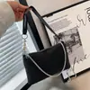 Bolsa de Pedraria Feminina 2023 Nova Moda Simples Brilhante Diamante Corrente de Ombro Transversal Bolsa Quadrada Pequena Estilo Western Versátil