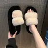 Falda estampado leopardo 2026 estilo tubo con nuevas zapatillas de algodón para otoño e invierno de celebridad de internet, zapatillas peludas de suela gruesa para que las mujeres las usen afuera, de hada