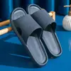 Nuevo Estilo de Pantuflas de Hotel para el Hogar y el Baño que se Sienten como Pisar Mierda, Pantuflas de Casa Antideslizantes para Hombre y Mujer de Verano para Entrega
