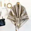 Novo cachecol xale triangular com estampa de castanha para outono e inverno, imitação de caxemira, estilo francês, xale quente de alta qualidade para usar por cima, atacado