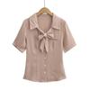 Llegada Nueva Verano 2024 Camisa de Manga Corta para Mujer con Cuello de Solapa de Tela y Colgante de Raya Oscura