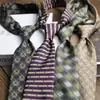 Gravata Impressa Estilo Retro Hong Kong 8cm Amarrada à Mão para Casamento Masculino, Apresentação, Uso Diário, Acessórios para Terno Formal