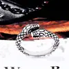 Guerrero de Acero Personalidad Creativa Europea y Americana Anillo de Acero de Titanio Acero Inoxidable Serpiente de Doble Cabeza Anillo Abierto Simple