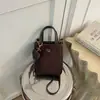 Mini bolsa retrô Melard transfronteiriça para mulheres, coleção de outono, nicho e versátil, material de camurça, adequada para o trajeto diário, pode ser usada como bolsa de ombro ou bolsa transversal.