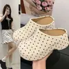 Mules Birkenstock estilo fechado com sola grossa para mulheres, adequadas para uso externo, novo modelo de outono 06, sapatos Birkenstock slip-on populares retrô que aumentam a altura