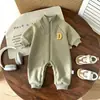 Mameluco para Bebé Recién Nacido Súper Lindo Ropa de Primavera para Bebé Estilo Coreano Otoño/Invierno Bebé Pequeño Traje de Gateo para Exteriores con Forro de Felpa y Cremallera