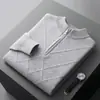 Suéter com zíper parcial para homens, malha de luxo leve para outono e inverno, gola semi-alta, novo suéter de lã liso casual