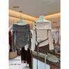 AS OFFICIAL blusa de otoño para mujer, moderna, con cintura fruncida, adelgazante, diseño de doble botón, de un solo hombro, manga larga 28983