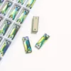 Fábrica de Rhinestones de Vidrio de Color K9 de Alta Calidad en Tira Larga AB, Rhinestones de Doble Agujero para Ropa DIY, Accesorios de Joyería de Forma Irregular