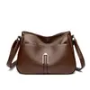 Bolso de Mujer 2025 Nuevo Cuero Suave Gran Capacidad Bolso de Madre de Mediana Edad Bolso de Hombro Versátil y Atmosférico Bolso Bandolera Sencillo y a la Moda