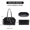 Solo se incluye la bolsa interior - La bolsa exterior no está incluidaBolsa Cruzada Grott.O Weekend Negro Piedra Papel Dupont