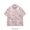 Puesto de Guangzhou al por mayor camisa de manga corta con estampado de mariposas rosas retro japonés para hombres y mujeres estilo perezoso holgado camisa bf